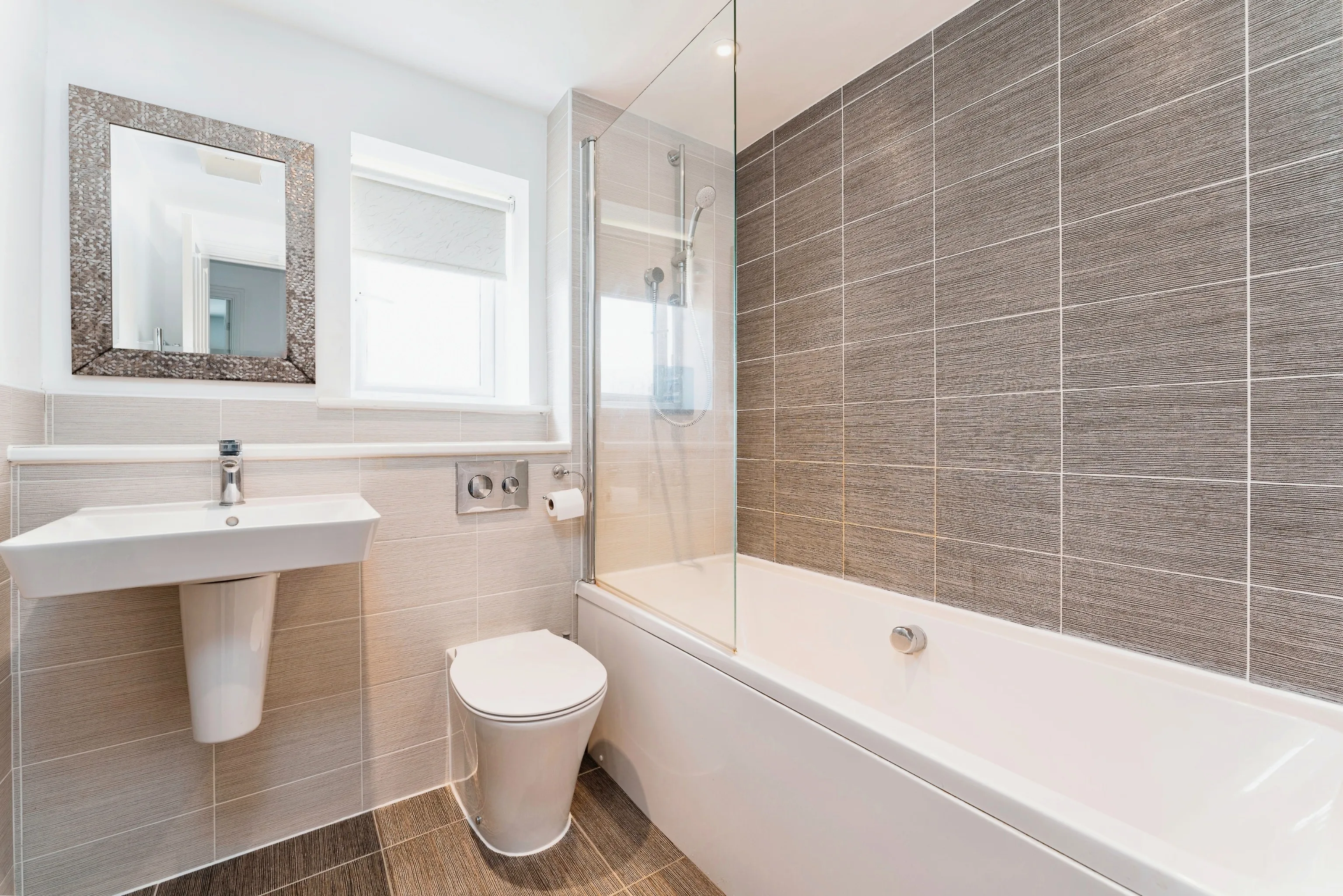 4 bed Detached
