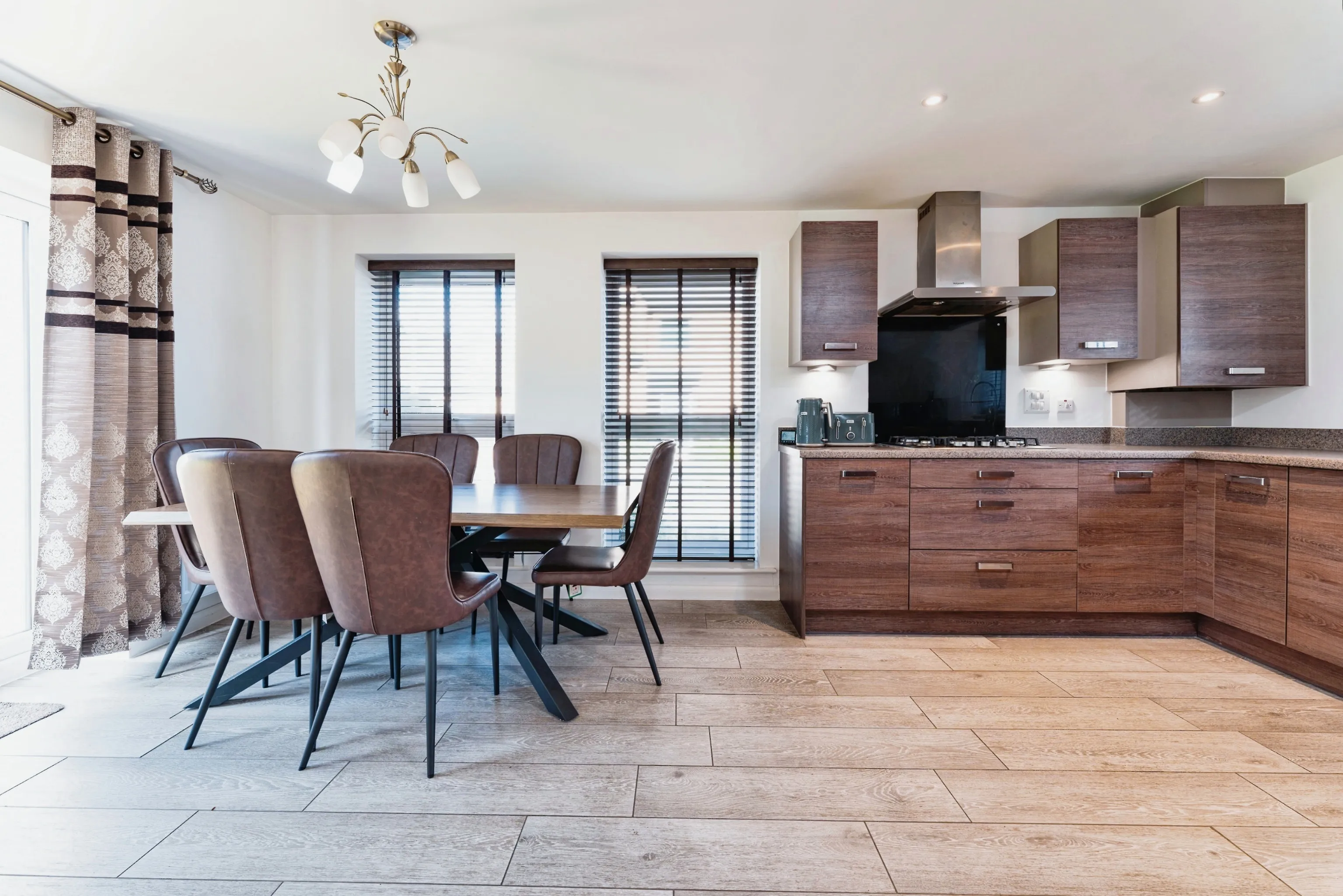 4 bed Detached