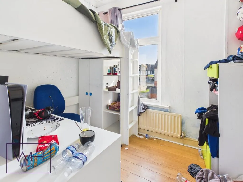 3 bed Semi-Detached