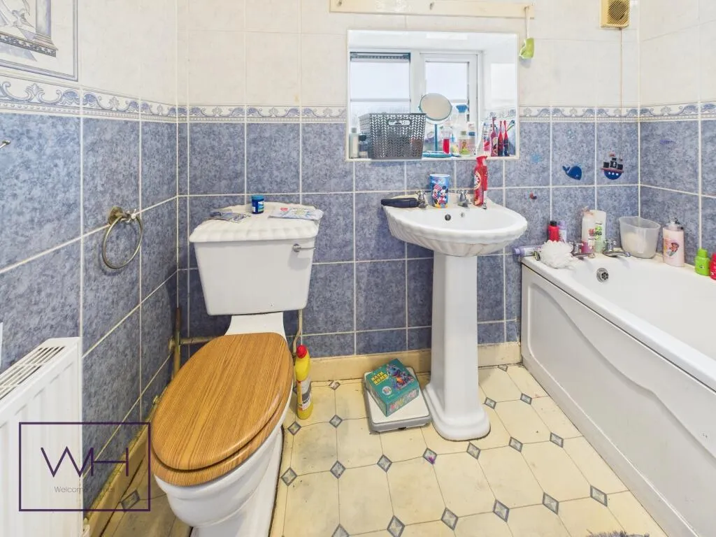 3 bed Terraced