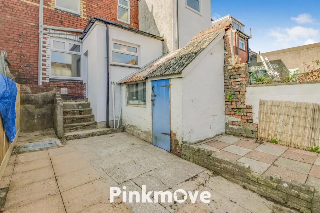 2 bed Terraced