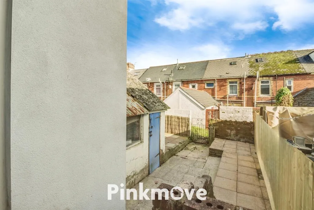 2 bed Terraced