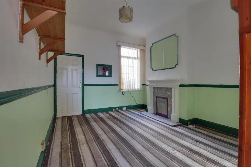 2 bed Terraced