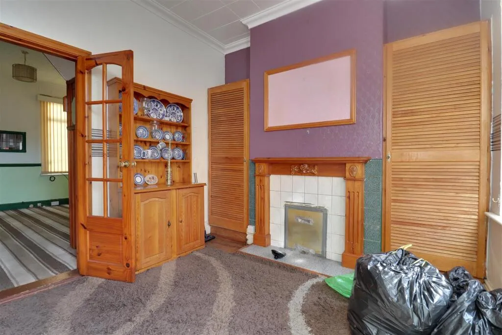 2 bed Terraced