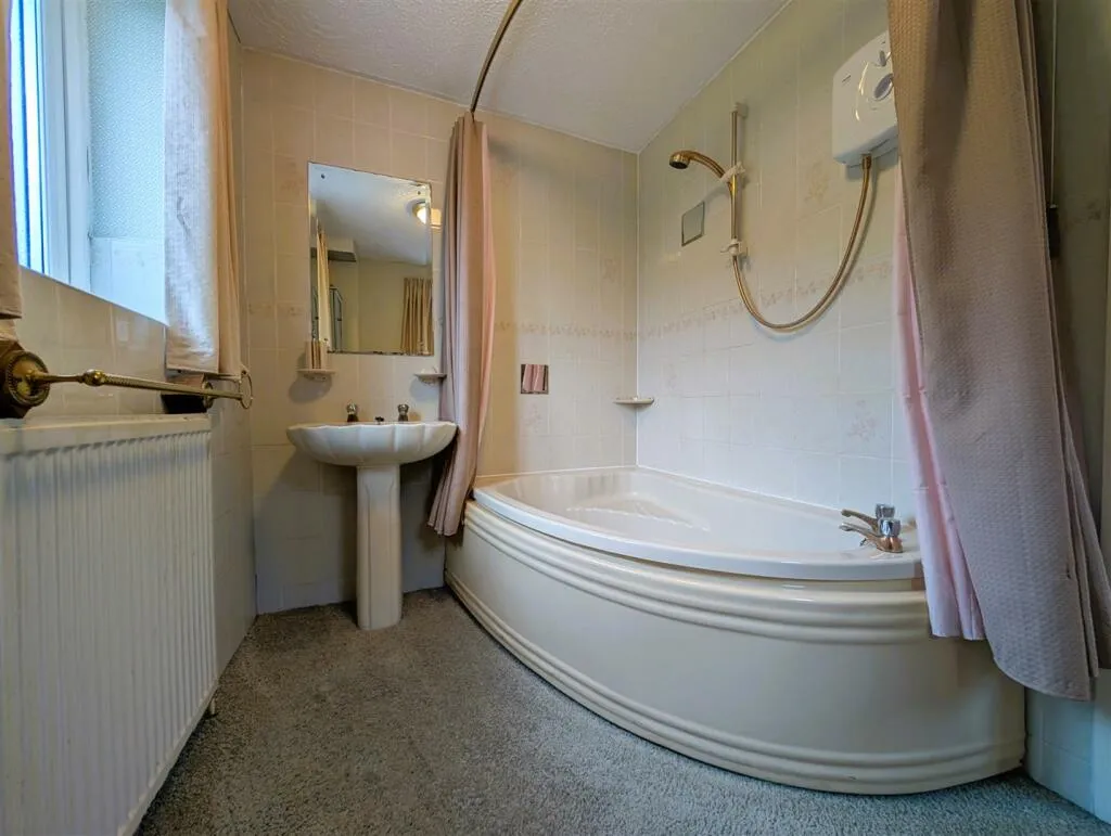 3 bed Detached