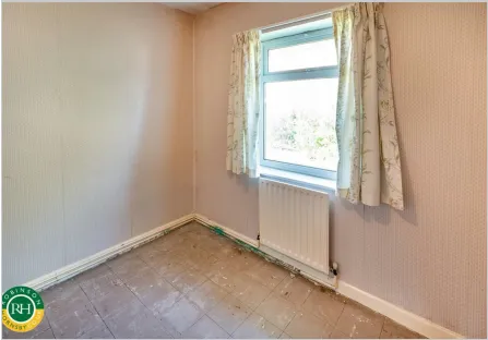 2 bed Semi-Detached Bungalow