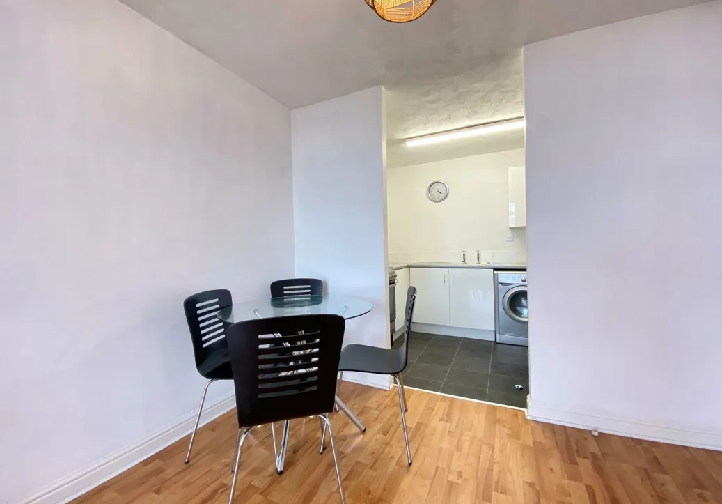 1 bed Apartment