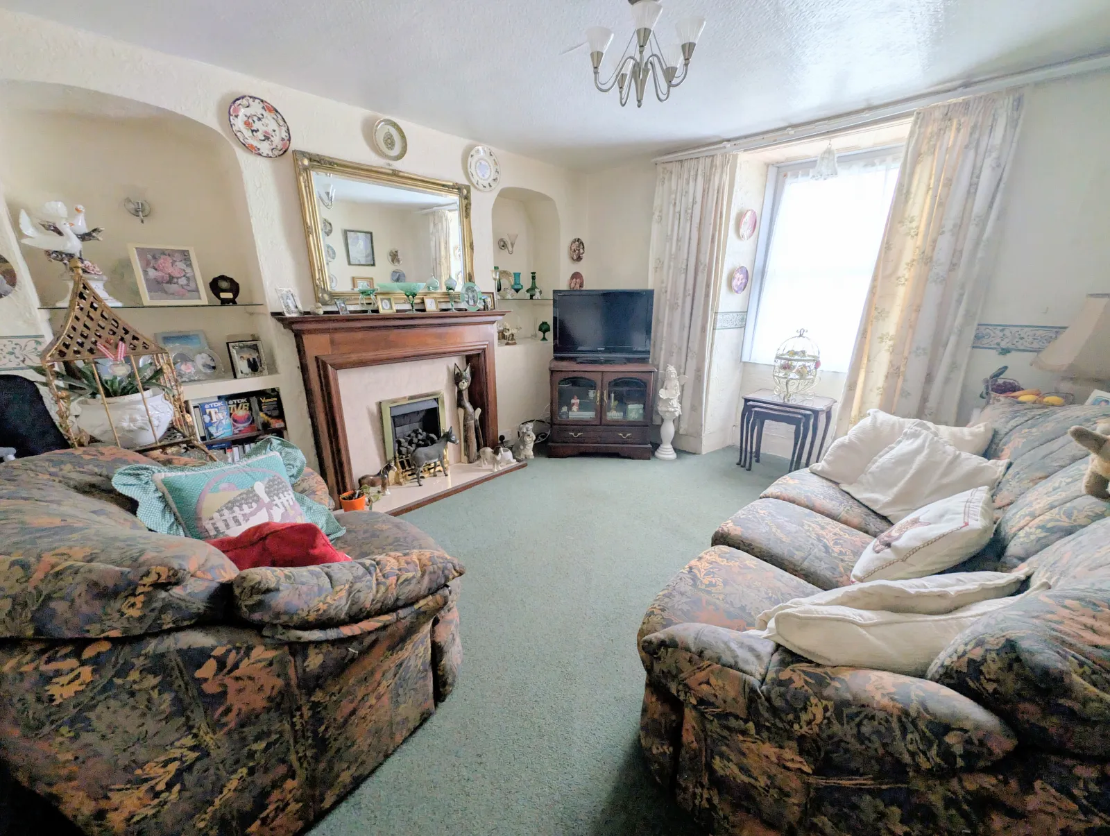4 bed Terraced