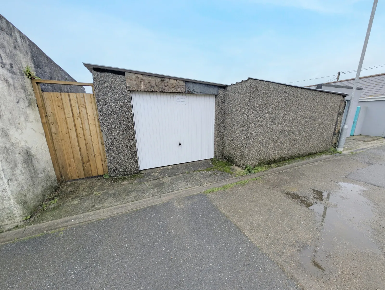 4 bed Terraced