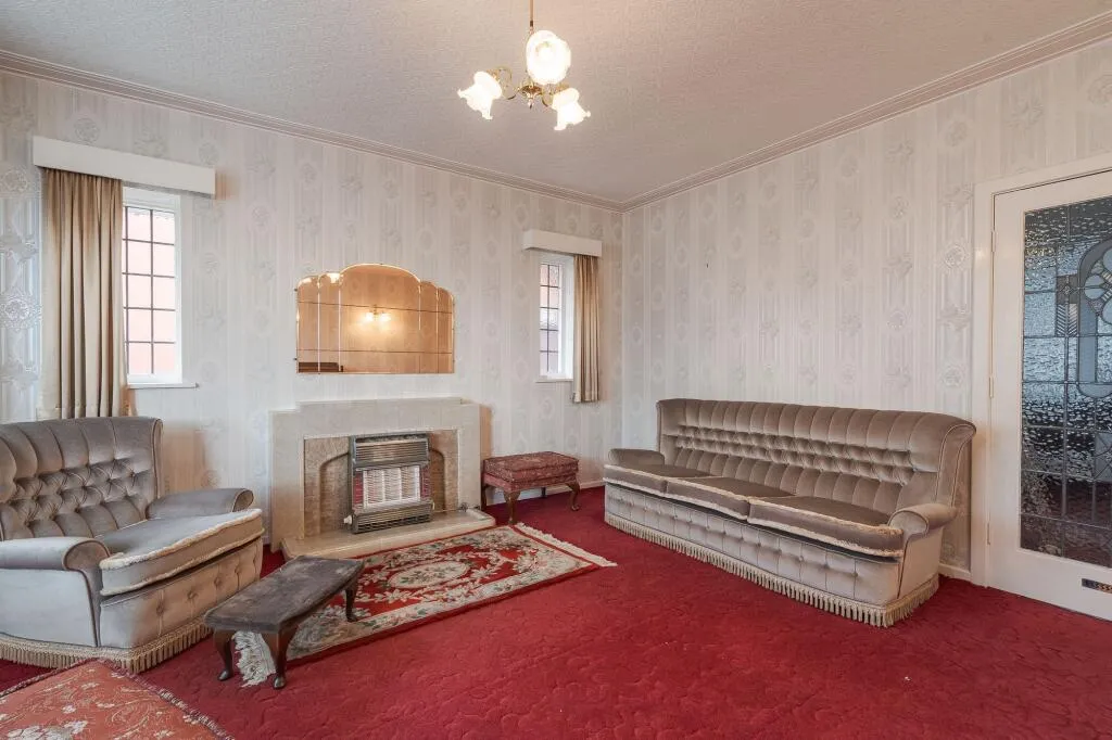 2 bed Detached