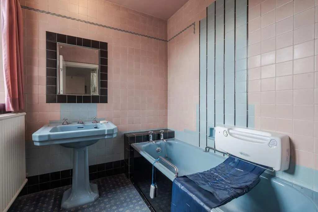 2 bed Detached