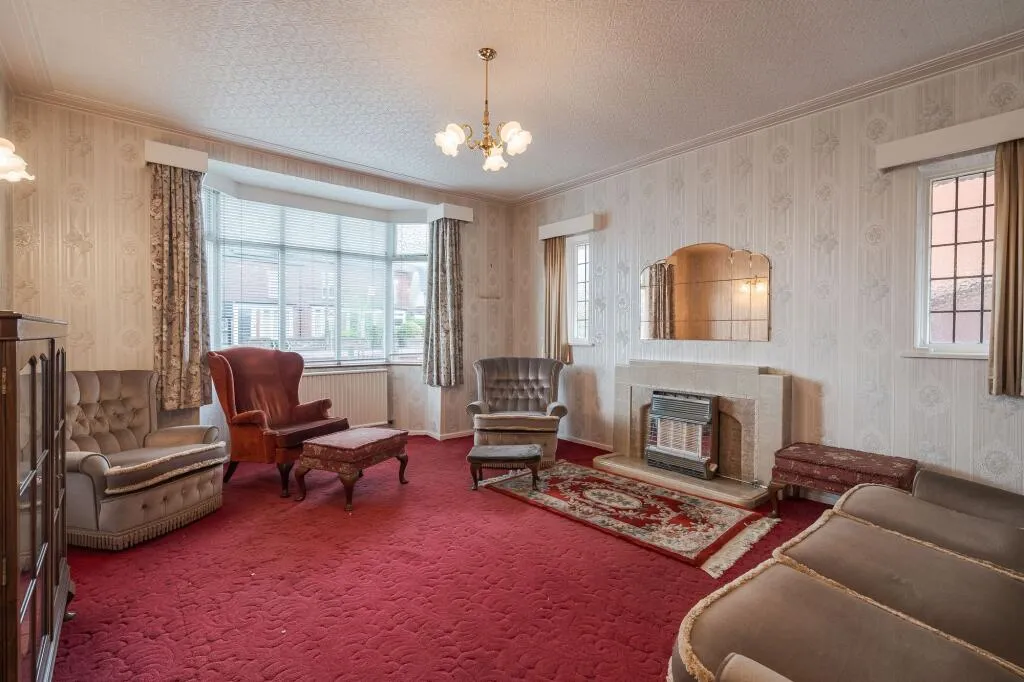 2 bed Detached