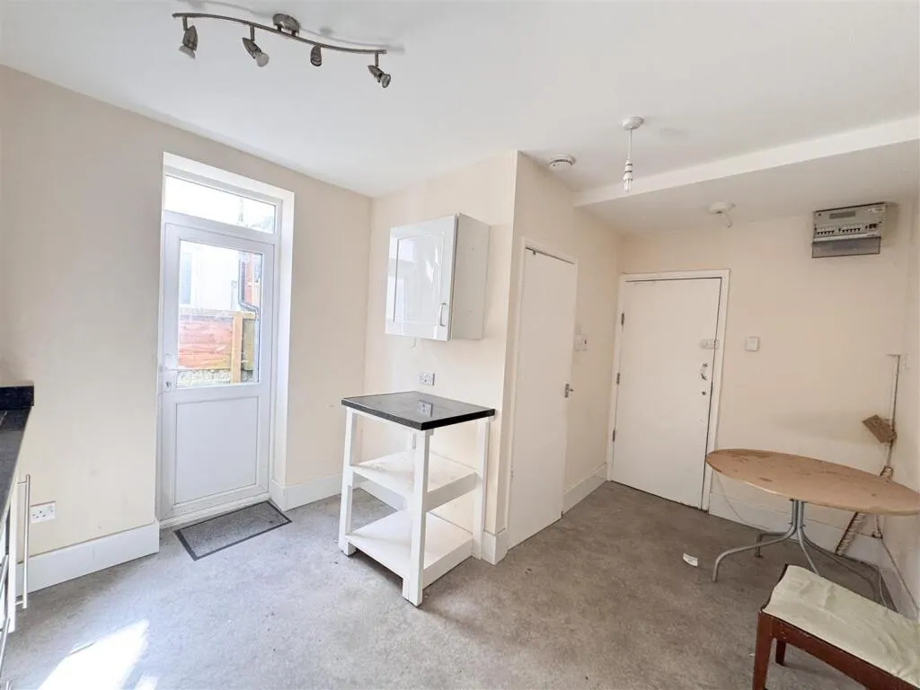 1 bed Apartment