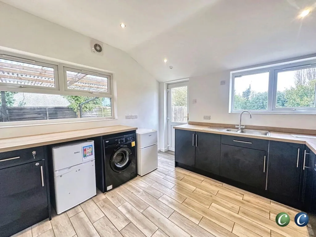 3 bed Detached Bungalow