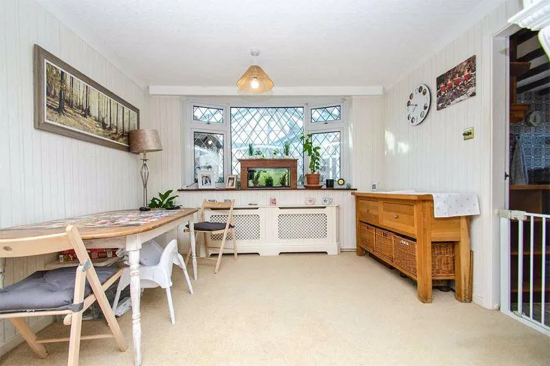 3 bed Semi-Detached Bungalow
