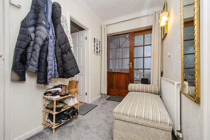 3 bed Semi-Detached Bungalow