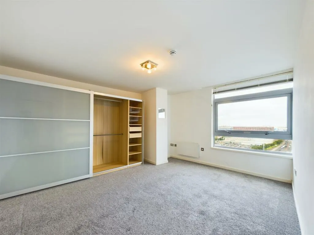 3 bed Apartment