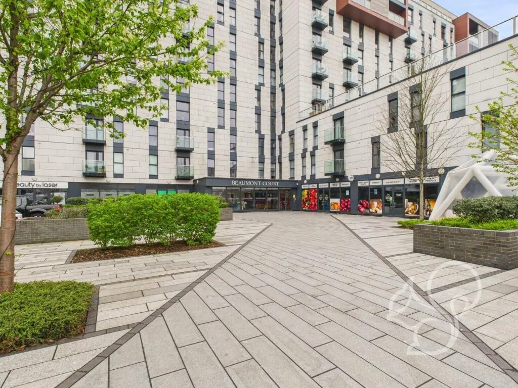 10 bed Block of Apartments