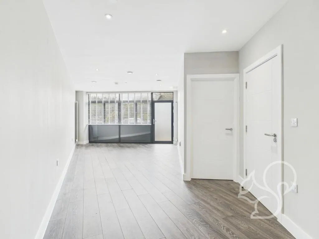 10 bed Block of Apartments