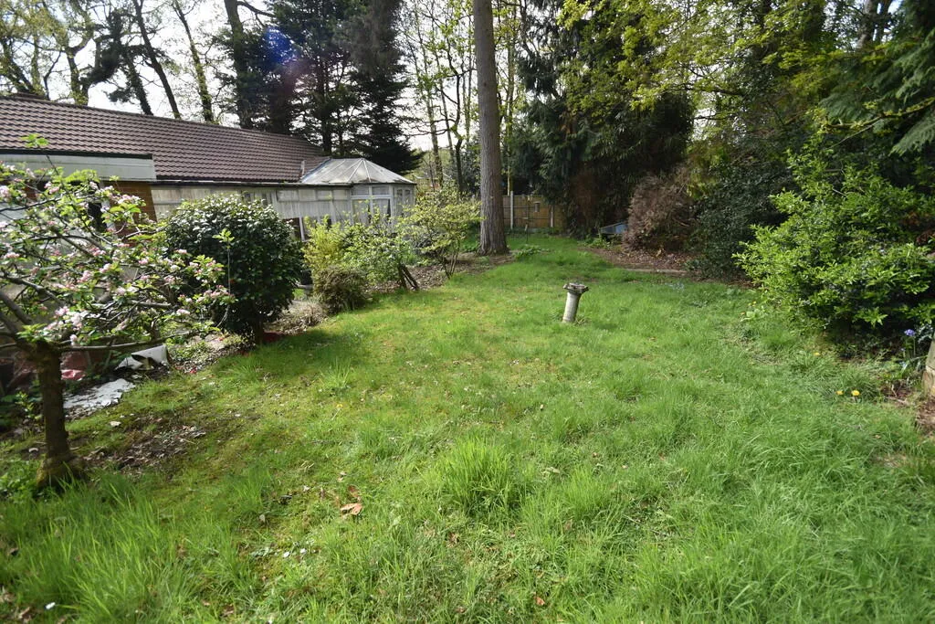 2 bed Detached Bungalow