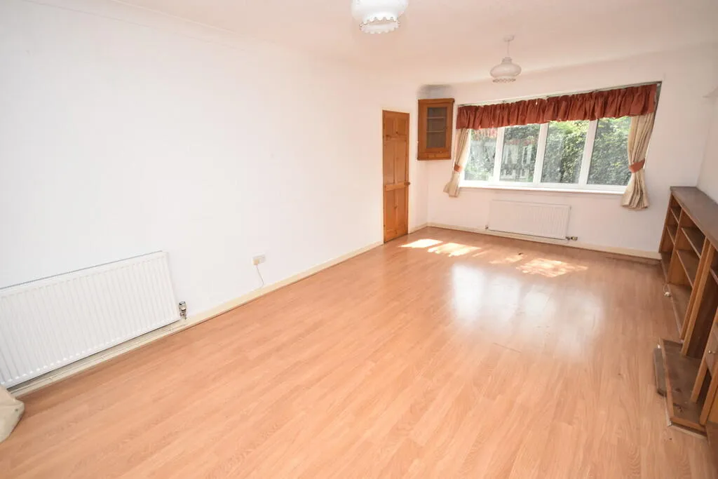 2 bed Detached Bungalow
