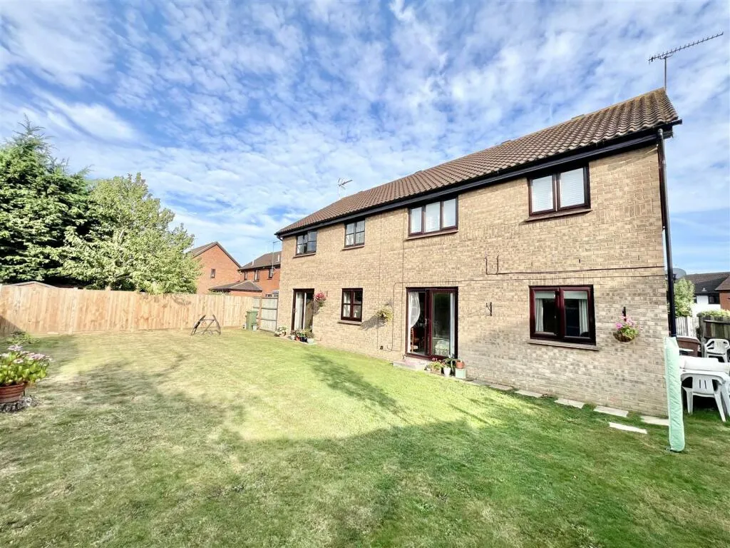 1 bed Ground Maisonette