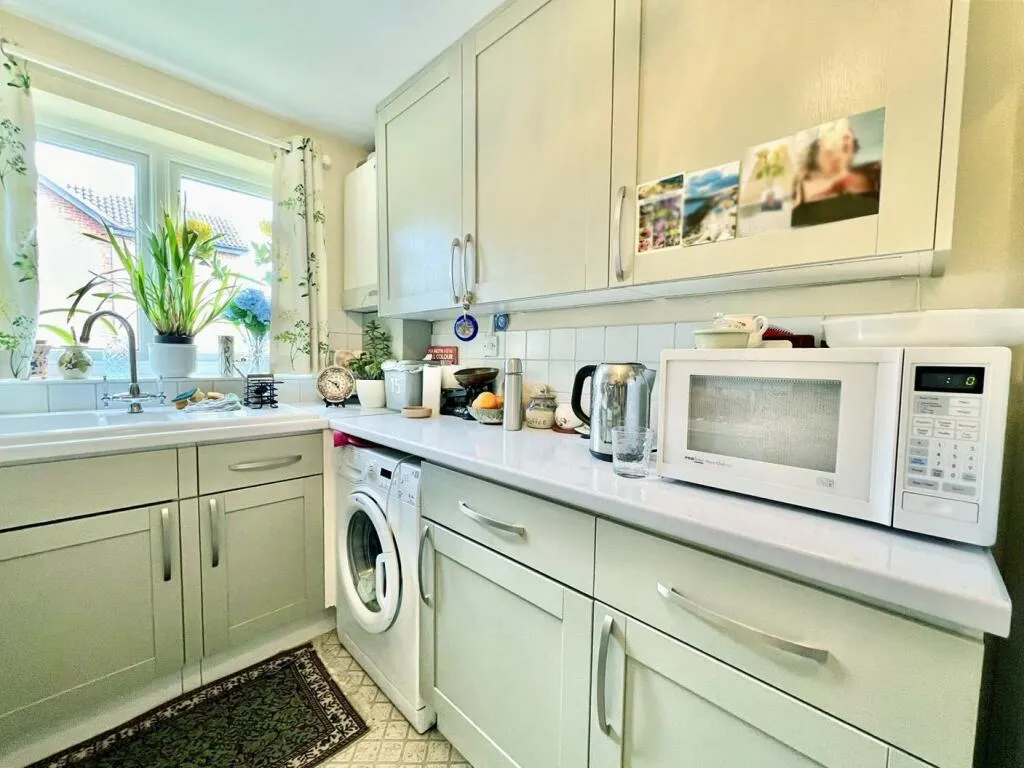 1 bed Ground Maisonette