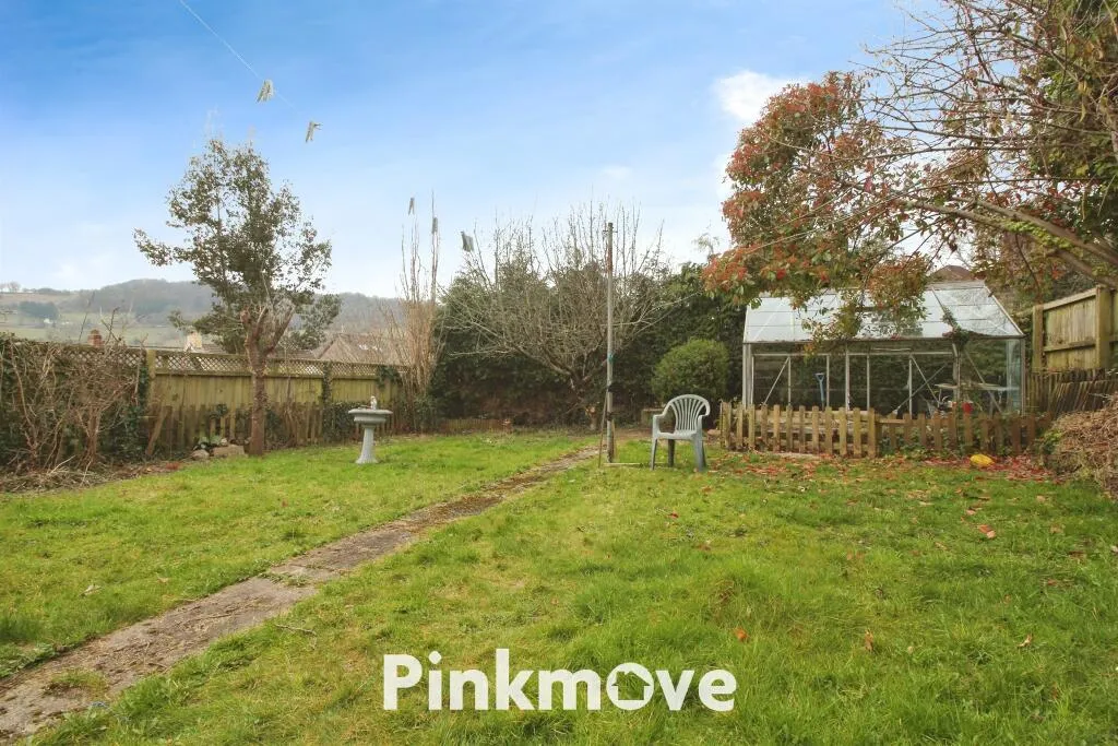 4 bed Detached
