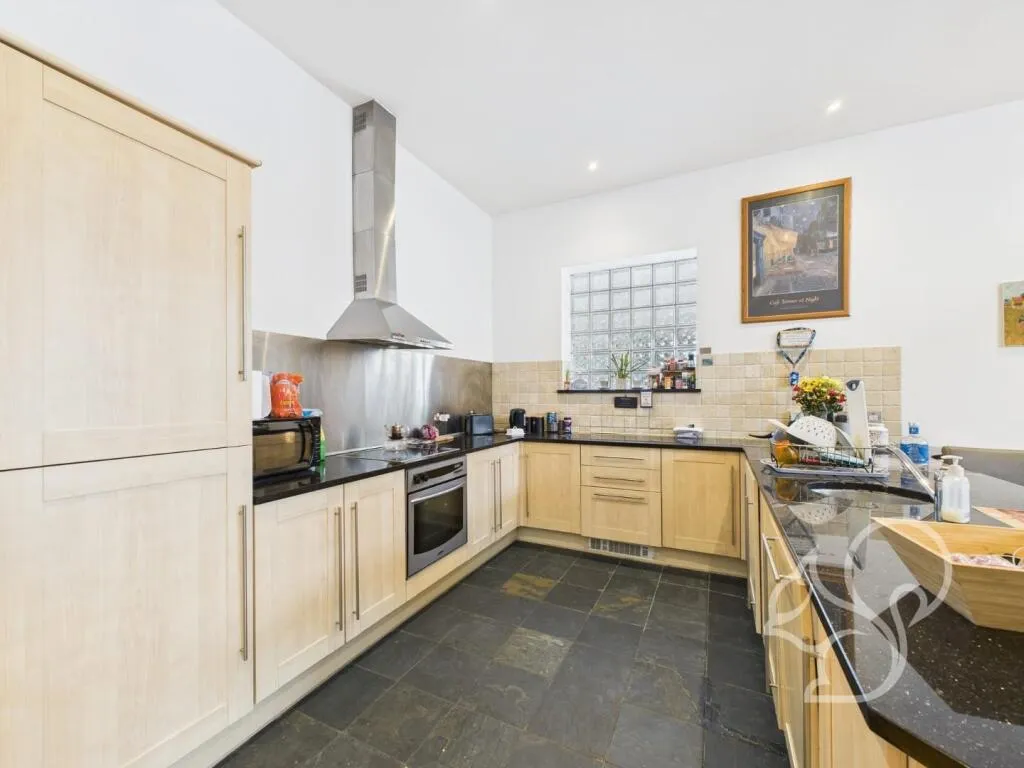 2 bed Apartment