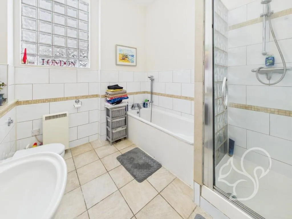 2 bed Apartment