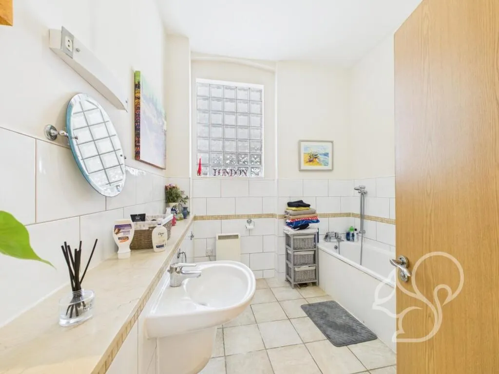 2 bed Apartment