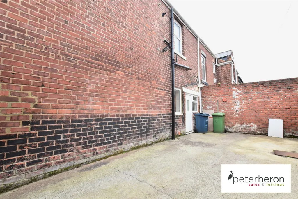 3 bed Terraced
