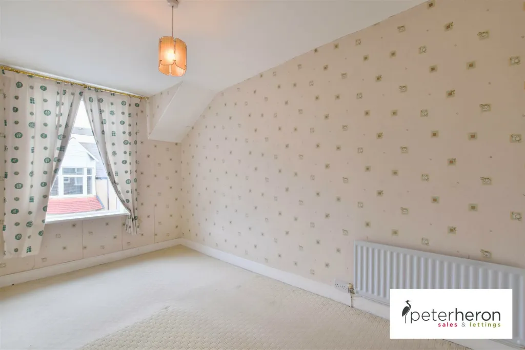 3 bed Terraced