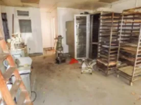 2 bed Shop