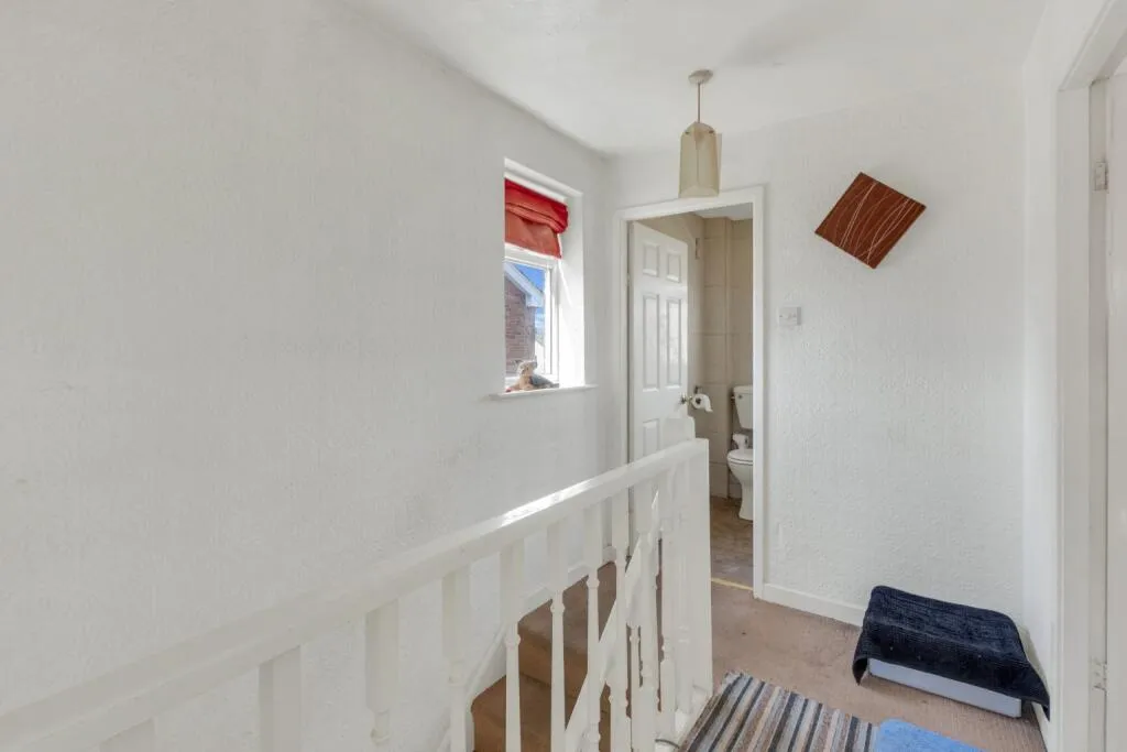 3 bed Semi-Detached