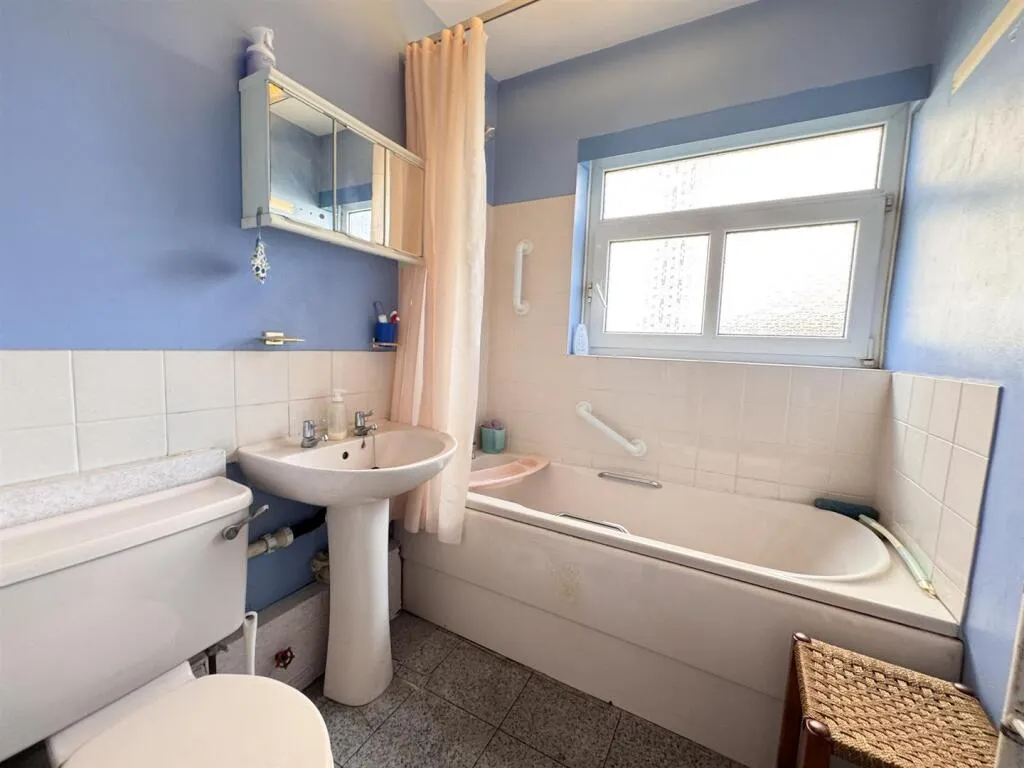 1 bed Apartment