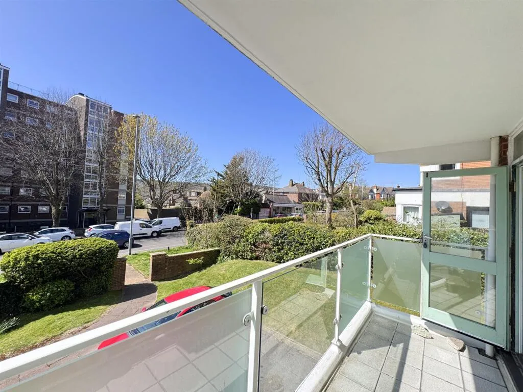 1 bed Apartment