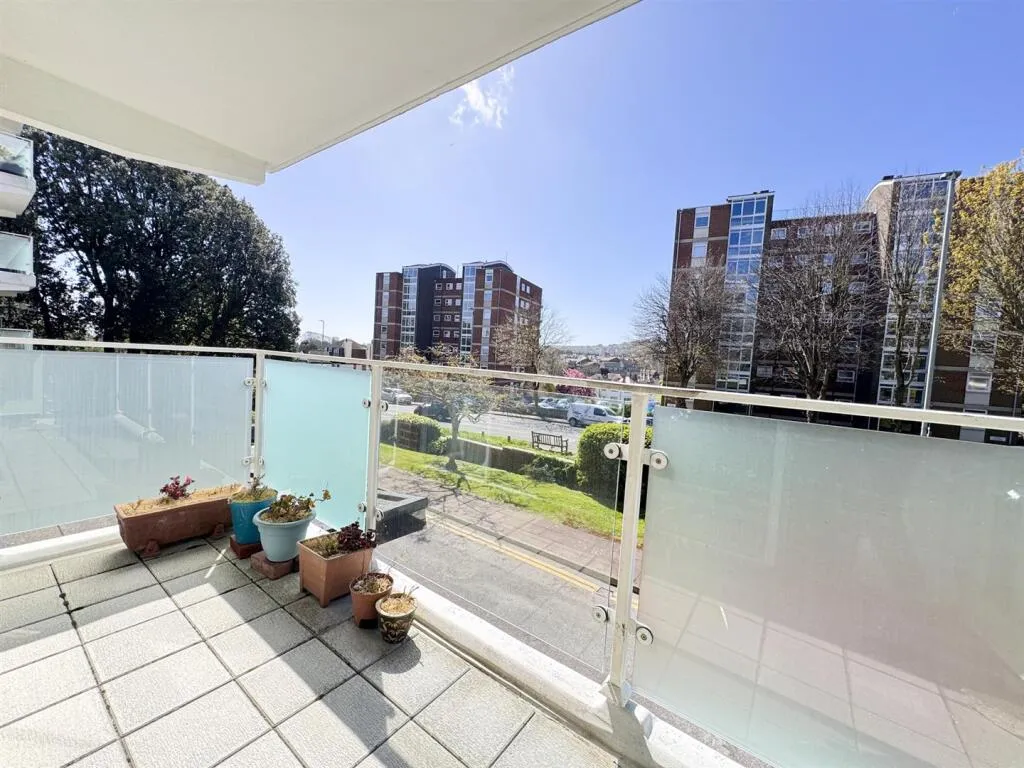 1 bed Apartment