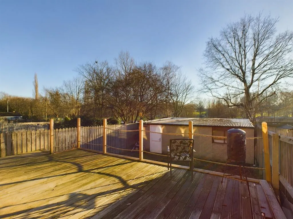 2 bed Semi-Detached