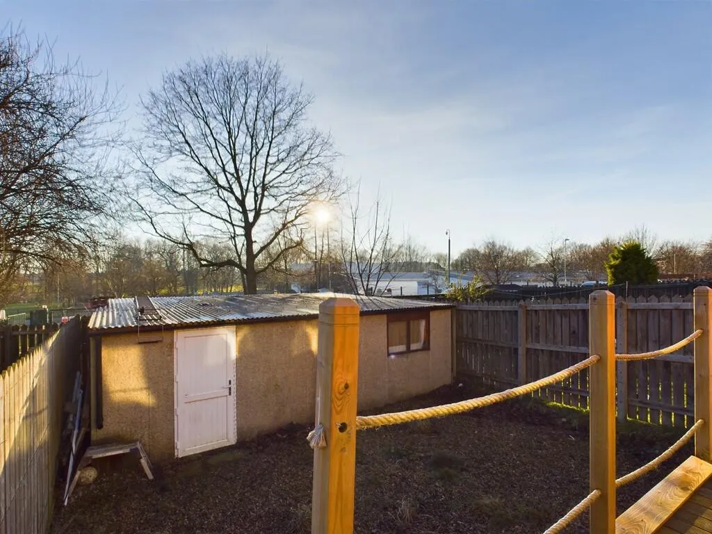 2 bed Semi-Detached