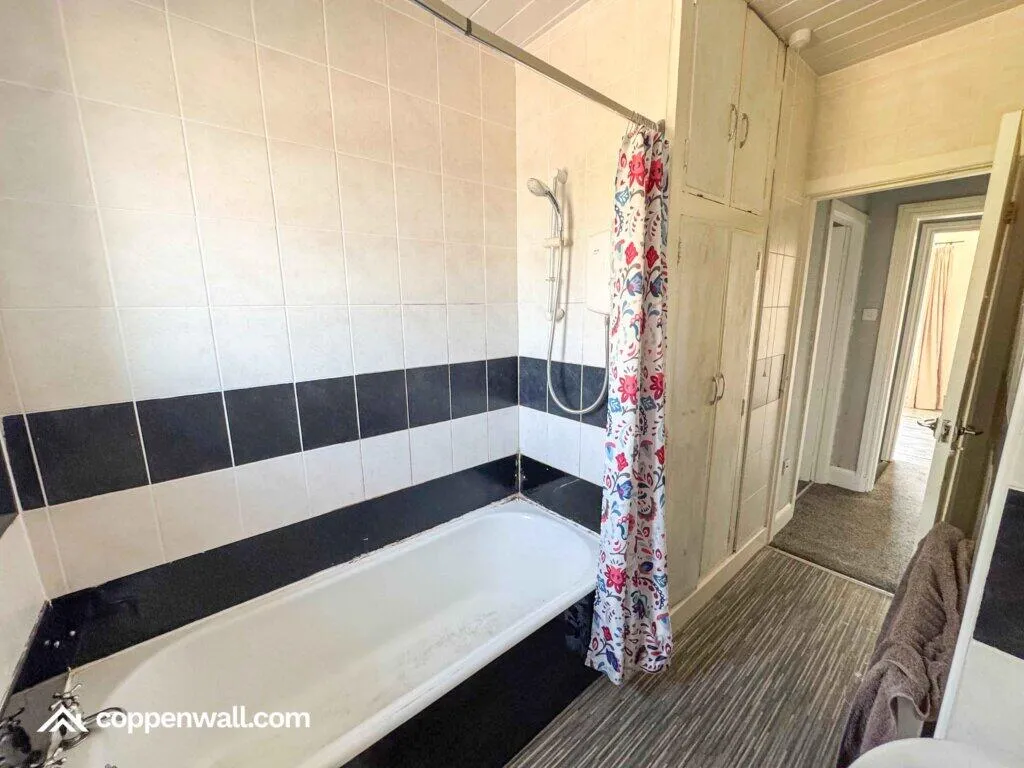 2 bed Terraced