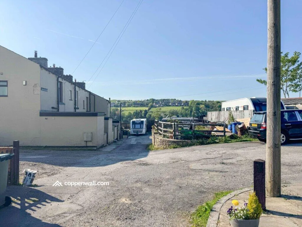 2 bed Terraced