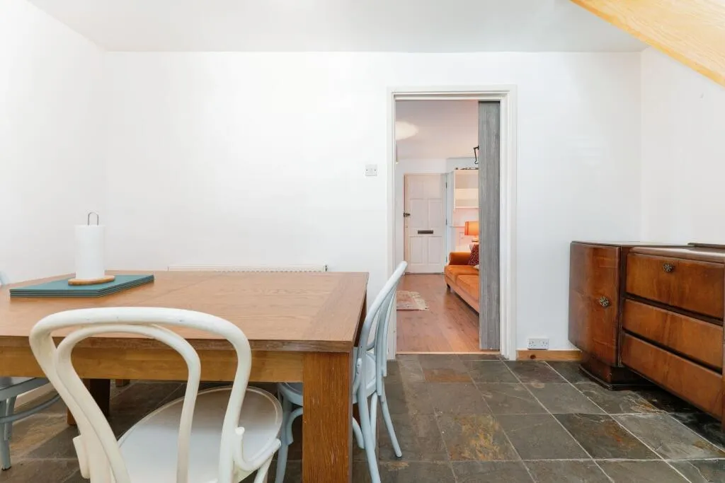 2 bed End of Terrace