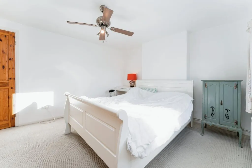 2 bed End of Terrace