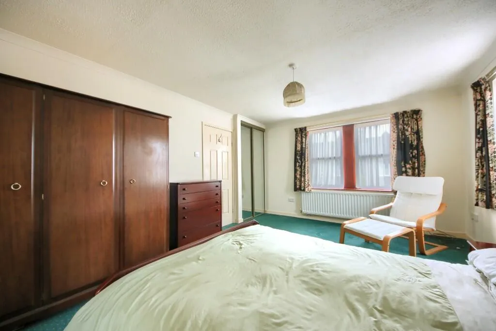 3 bed Semi-Detached