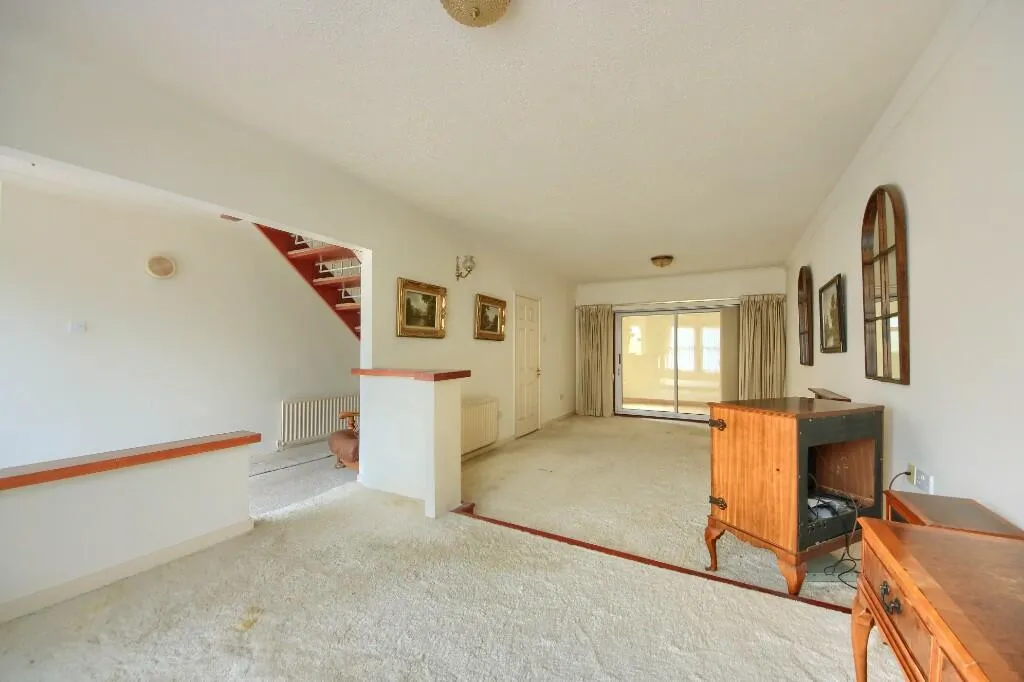 3 bed Semi-Detached