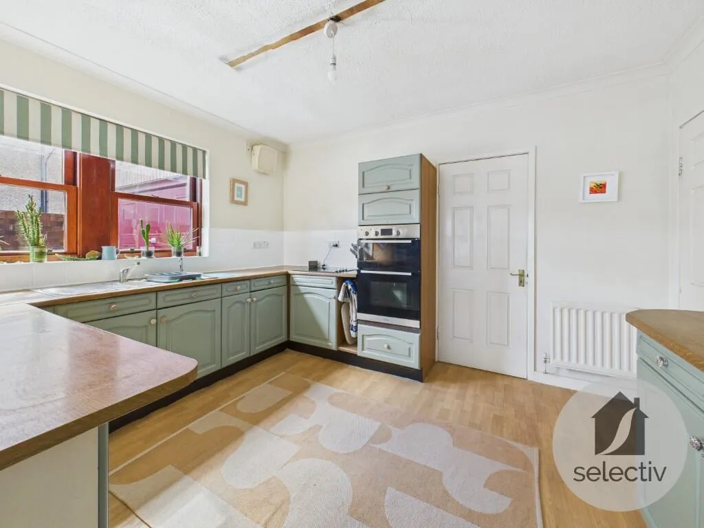 3 bed Semi-Detached