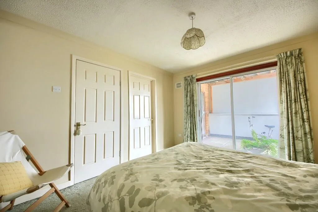 3 bed Semi-Detached
