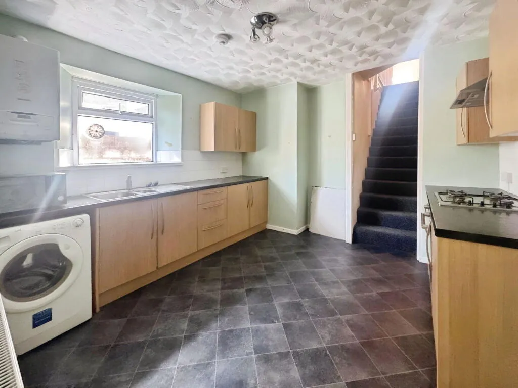 2 bed Mixed Use