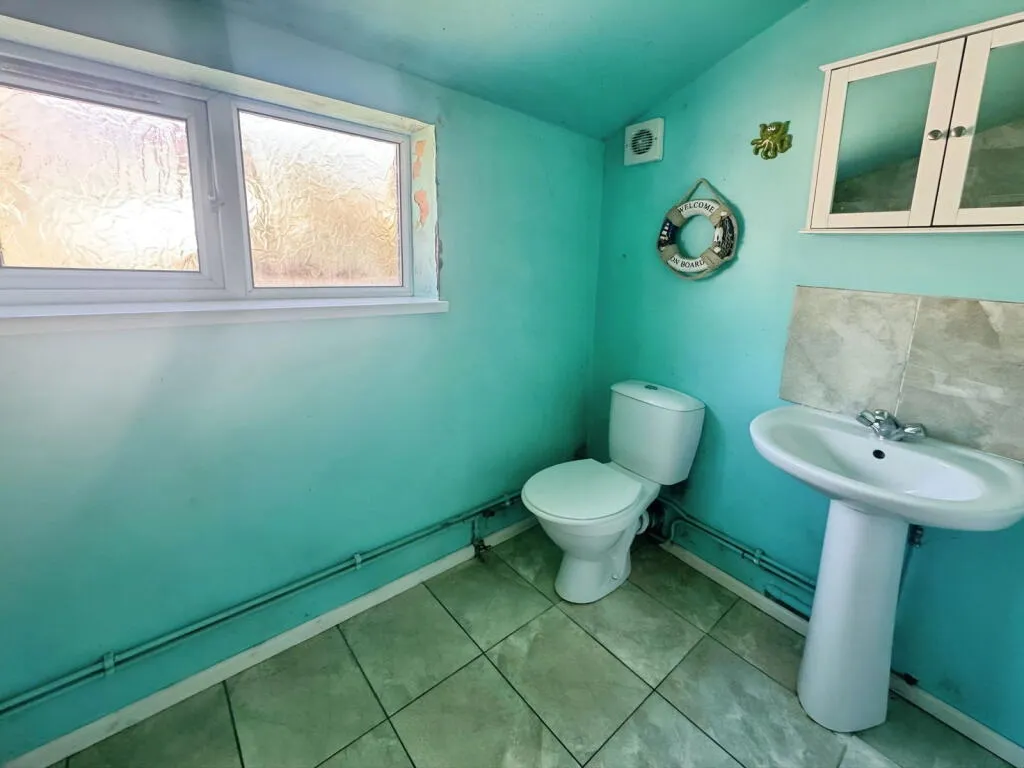 2 bed Mixed Use